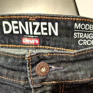 Ladie's Denizen Levi jeans